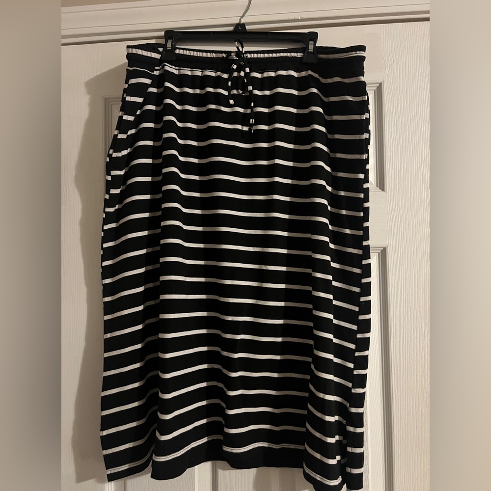 Kim Rogers Black and White A-Line Skirt